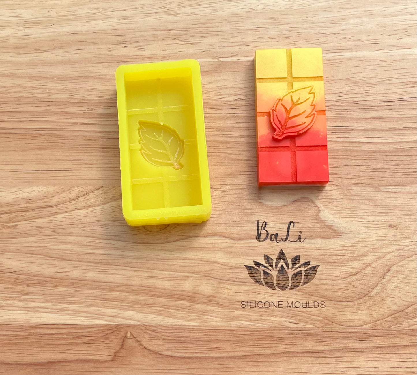 Falling Leaf Mini Bar