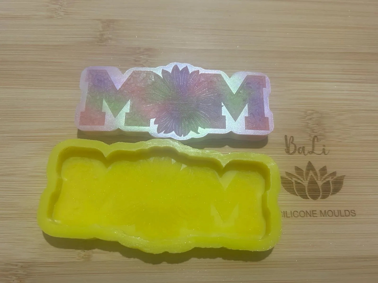 Mum 🌻 bar