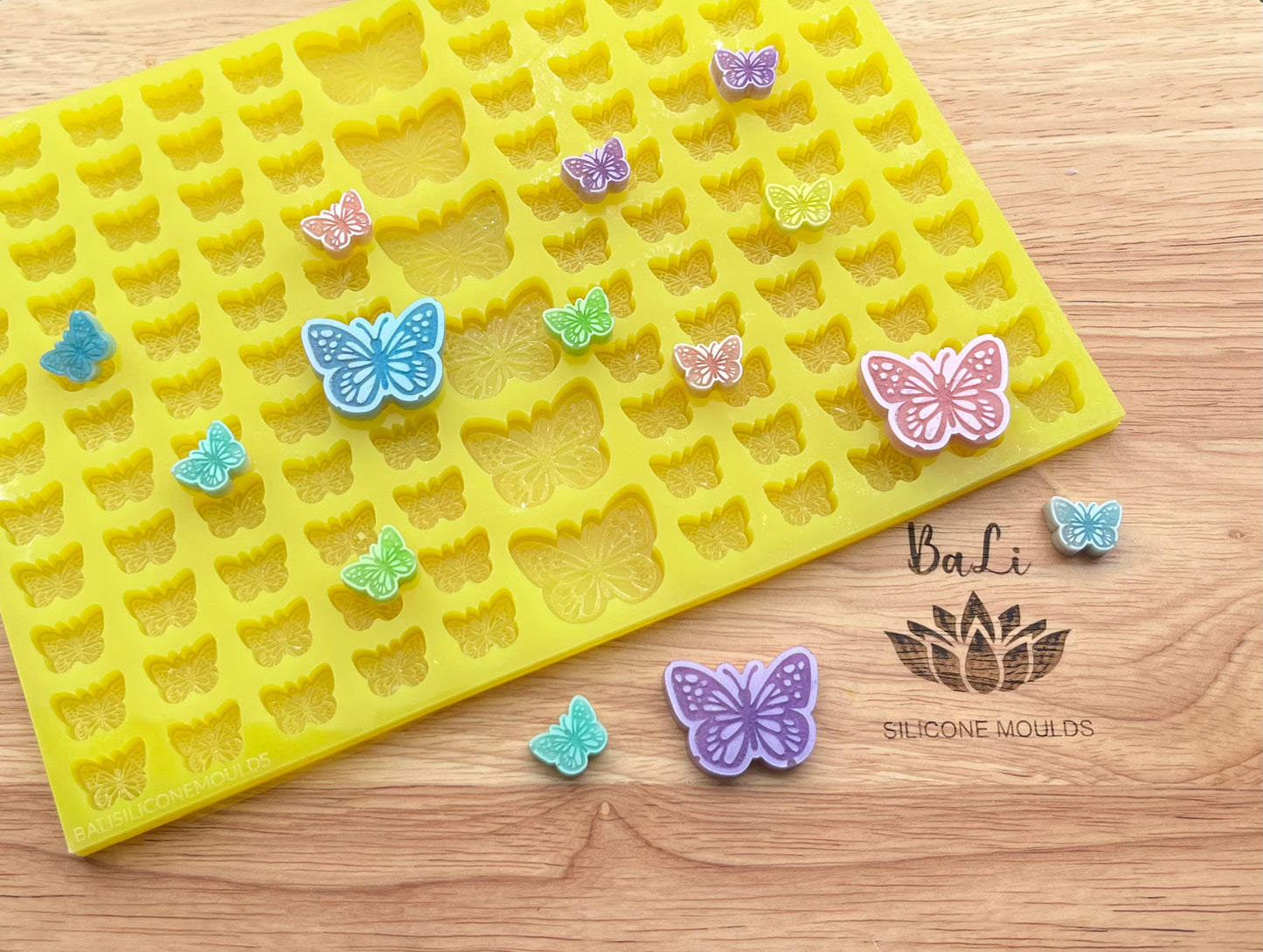 Butterfly Scoop