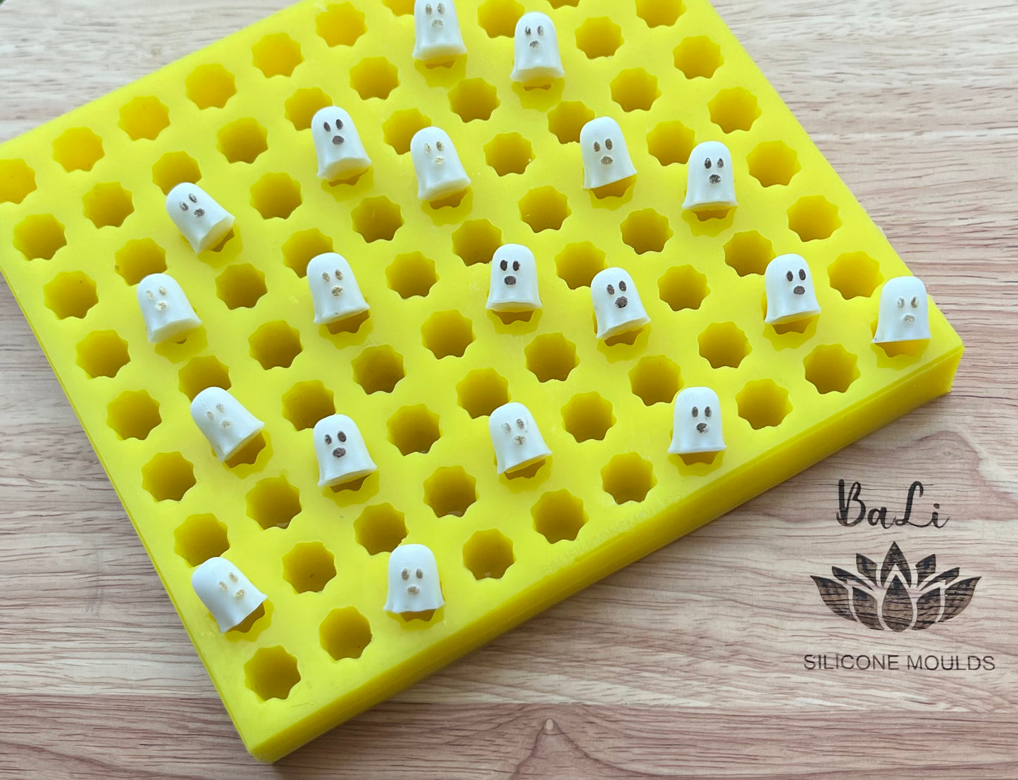3D Ghost Scoop