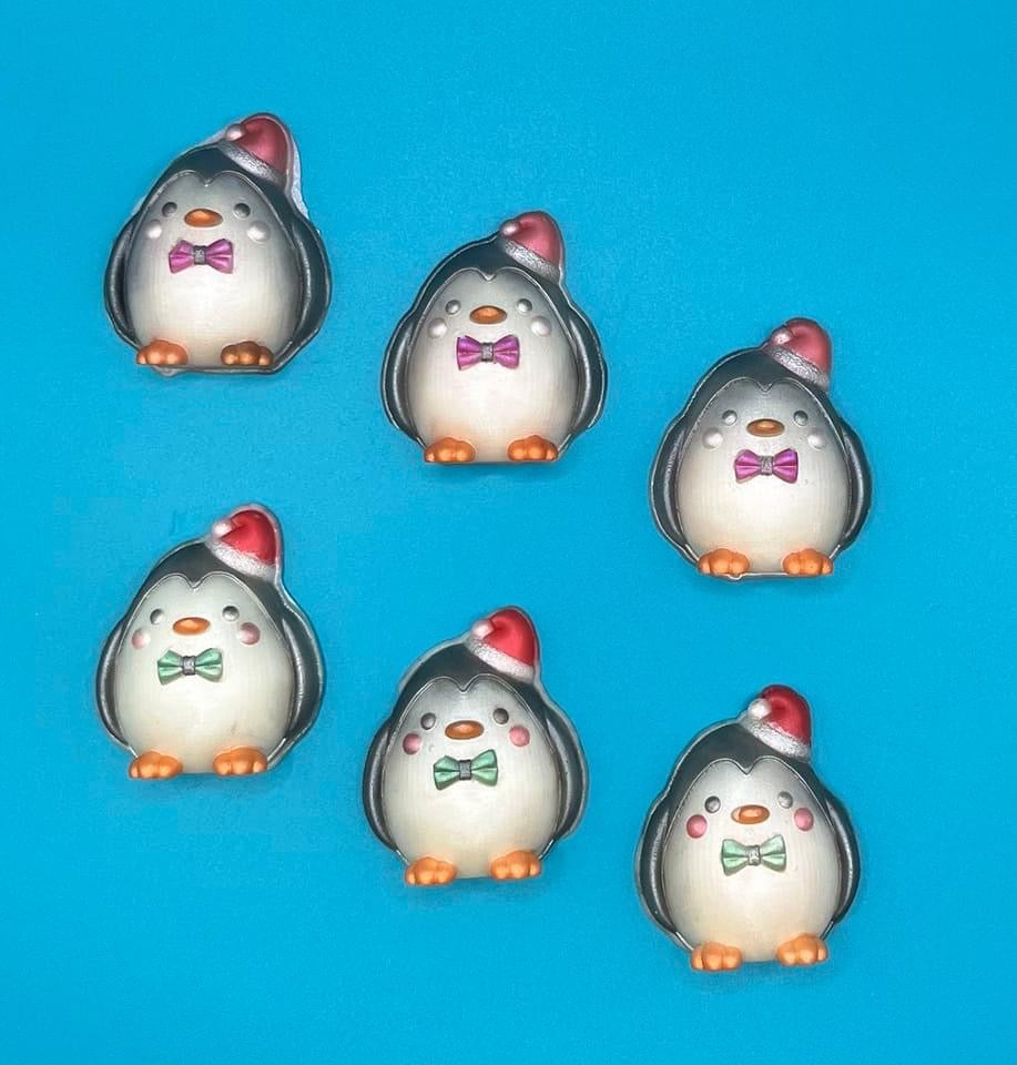 Large 3D Penguin Trio