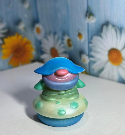 3D Spring gnome shapes duo